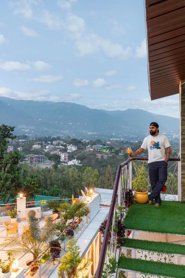 Saffronstays Asher House, Dehradun Extérieur photo